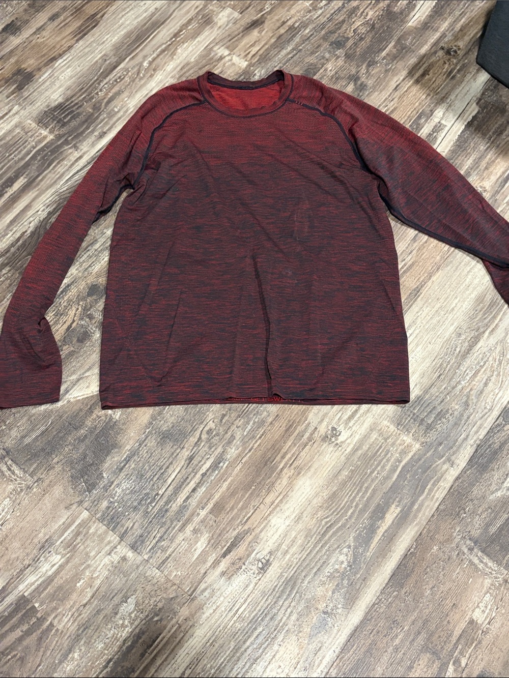 Lulu lemon Men's Long Sleeve Crewneck Shirt - Red Heather worn 4-5 times.